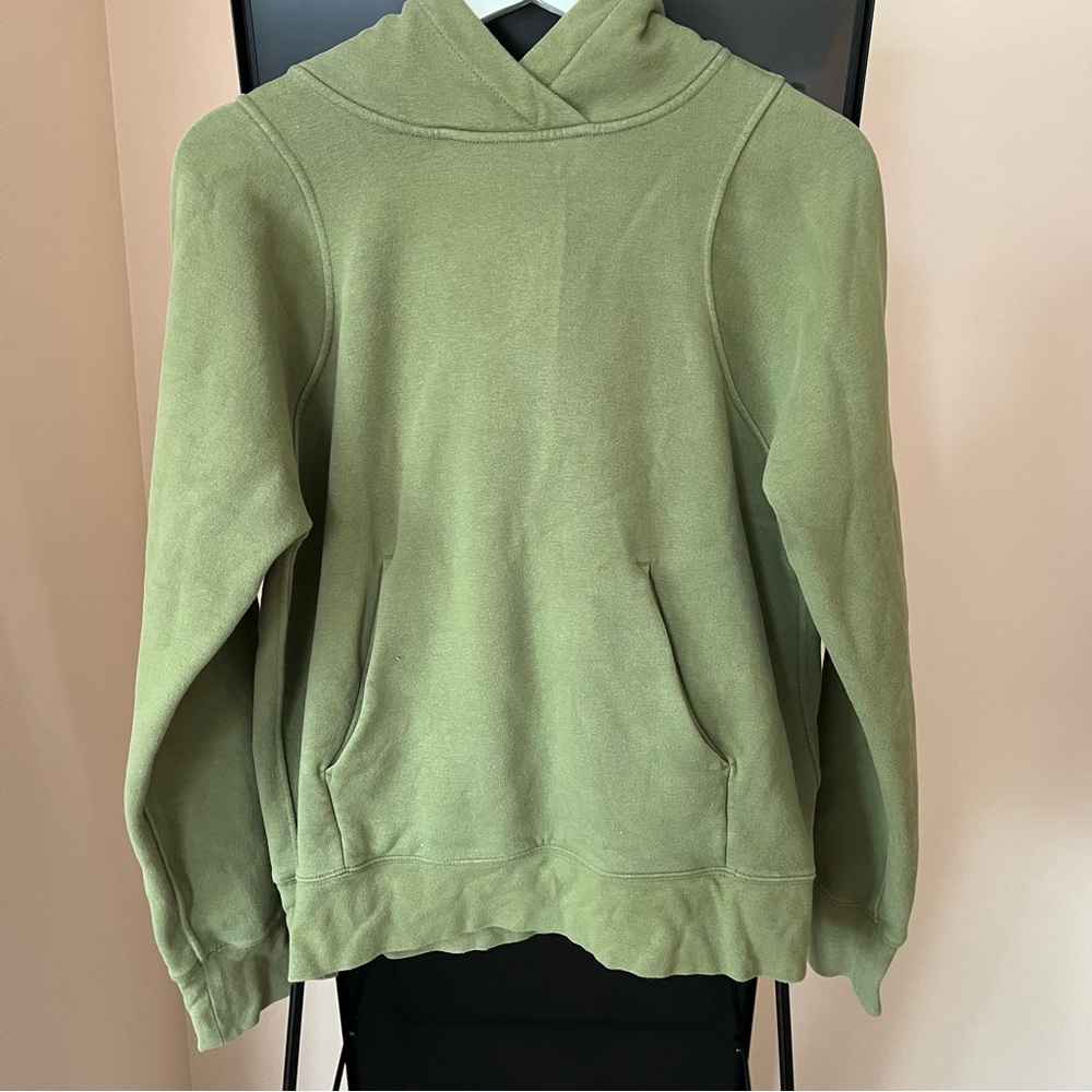 Lululemon Loungeful Hoodie in Bronze Green Size 6